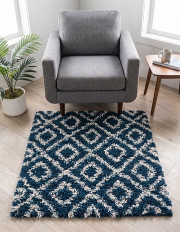3' 3 x 3' 3 Trellis Shag Square Rug