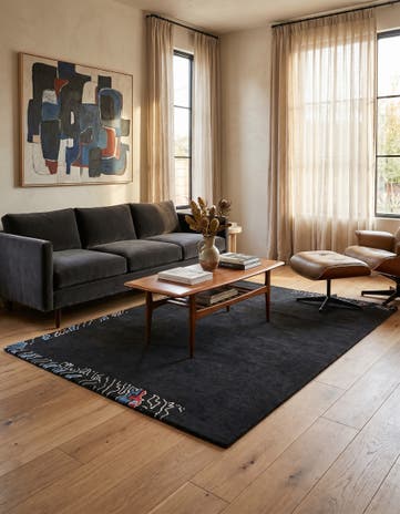 4' 7 x 6' 6 Hand Knotted Nepal Wool Rug