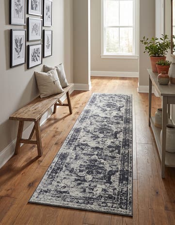 2' 7 x 10' Monaco Runner Rug