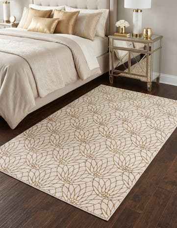 5' 3 x 8' Marilyn Monroe™ Glam Dahlia Rug