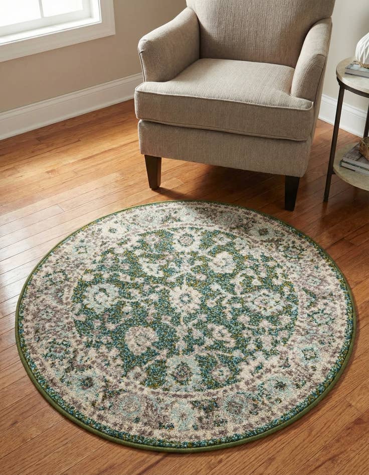 Detail image of 3' x 3' Carrington Round Rug