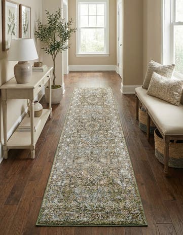 2' 7 x 12' Isabella Runner Rug