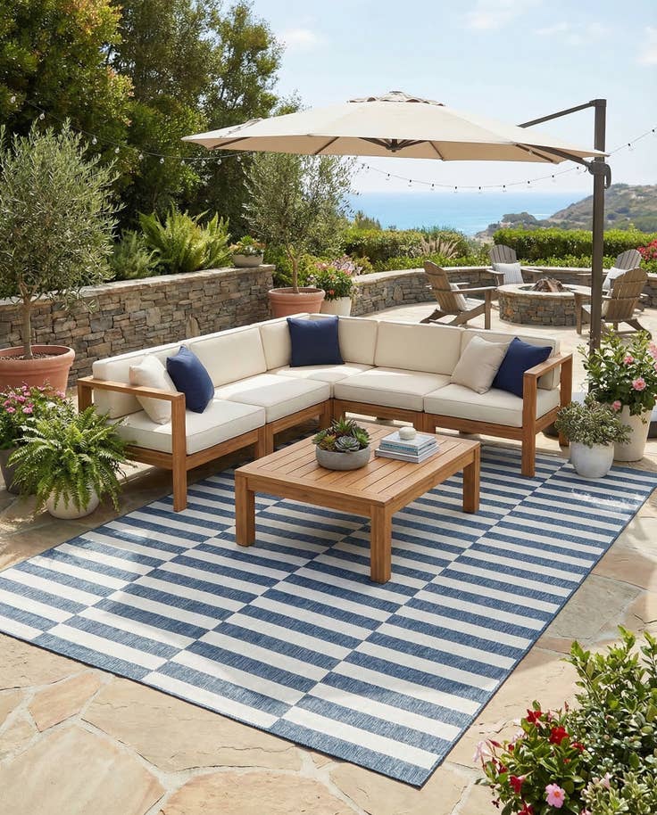 Detail image of 10' x 14' Easy-Clean Striped Indoor / Outdoor Rug