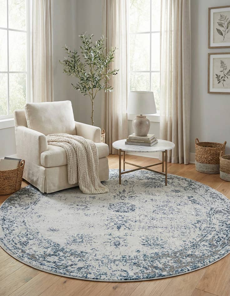 Detail image of 7' 10 x 7' 10 Monte Carlo Round Rug