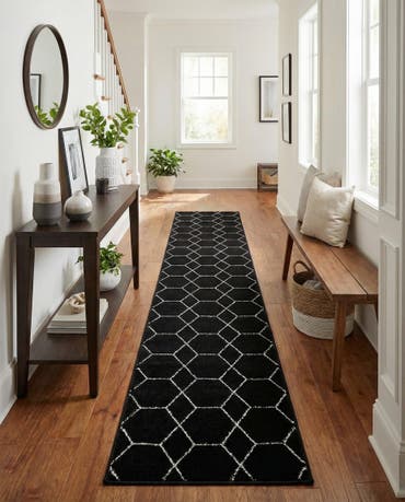  2' x 13' Lattice Frieze Runner Rug