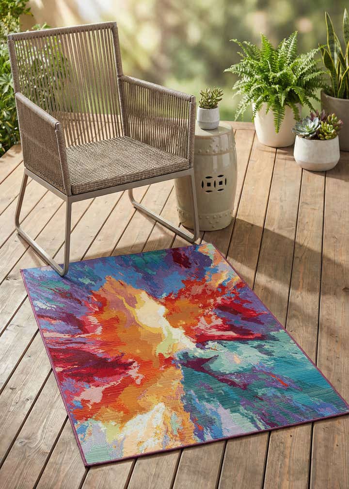 3' 3 x 5' 3 Easy-Clean Modern Indoor / Outdoor Rug