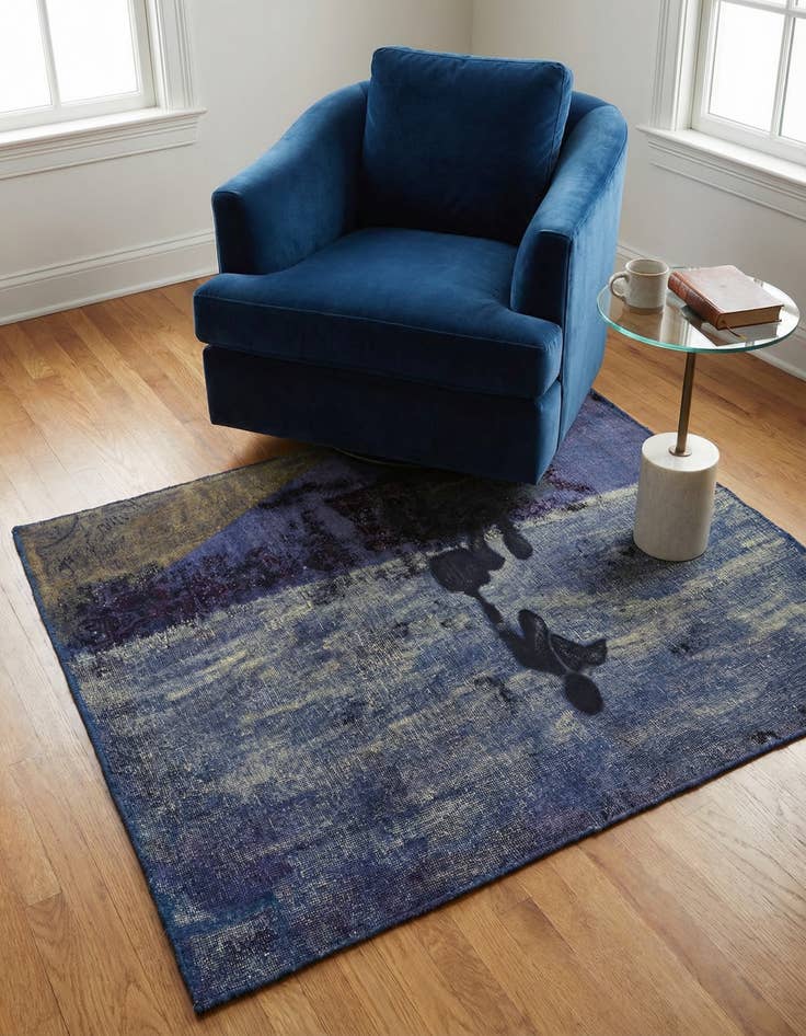 Detail image of 3' 9 x 4' 10 Hand Knotted Ultra Vintage Persian Wool Rug