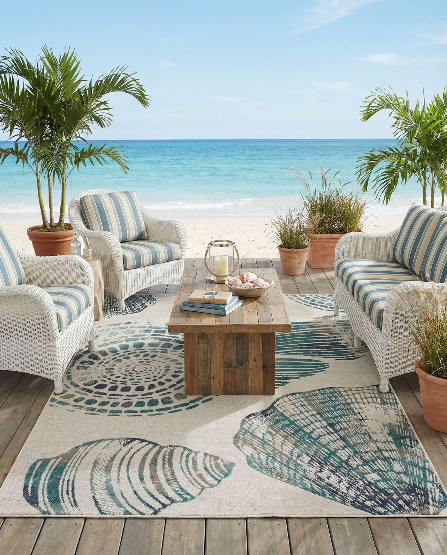 6' x 9' Easy-Clean Coastal Indoor / Outdoor Rug
