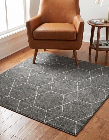 4' x 4' Lattice Frieze Square Rug