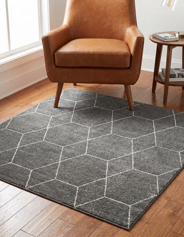 4' x 4' Lattice Frieze Square Rug