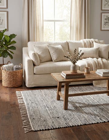 4' 1 x 6' 1 Hand Woven Chindi Jute Rug