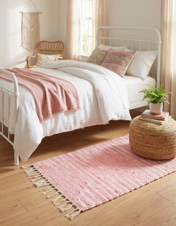 Rose Hand Woven Chindi Cotton Rug