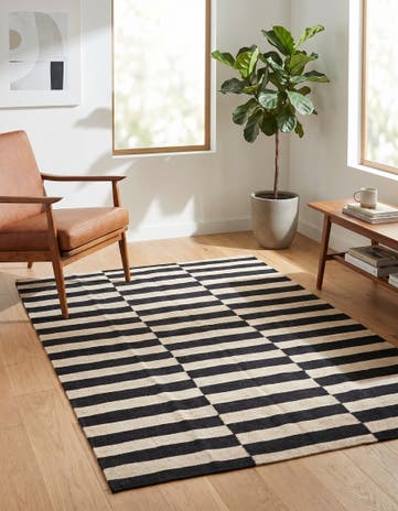 4' 1 x 5' 10 Hand Woven Kilim Modern Wool Rug