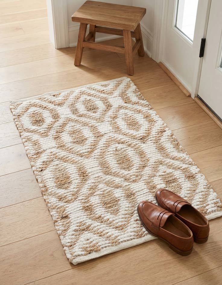 Detail image of 2' x 3' 1  Hand Woven Chindi Jute Rug