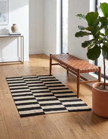 2' 8 x 3' 10 Hand Woven Kilim Modern Wool Rug