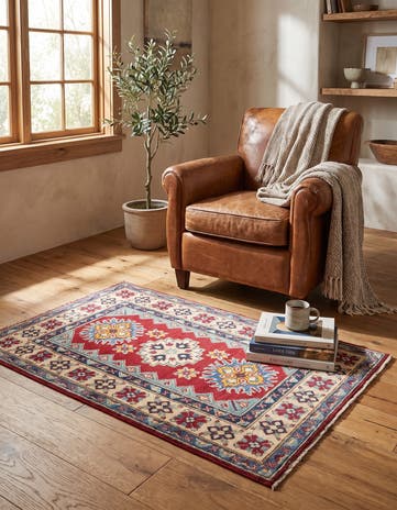 2' 7 x 4' Hand Knotted Kazak Rug