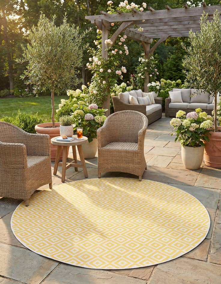 Detail image of 6' 7 x 6' 7 Washable Jill Zarin Costa Rica Indoor / Outdoor Round Rug