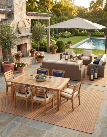 10' x 14' 1 Easy-Clean Border Indoor / Outdoor Rug