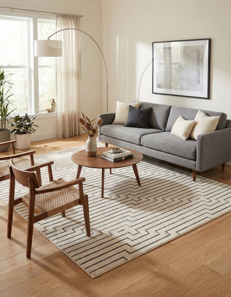 Detail image of 9' x 12' Vogue Geo Rug