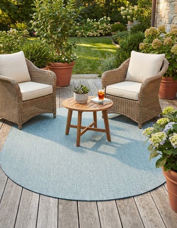 7' 10 x 10' Easy-Clean Solid Indoor / Outdoor Oval Rug