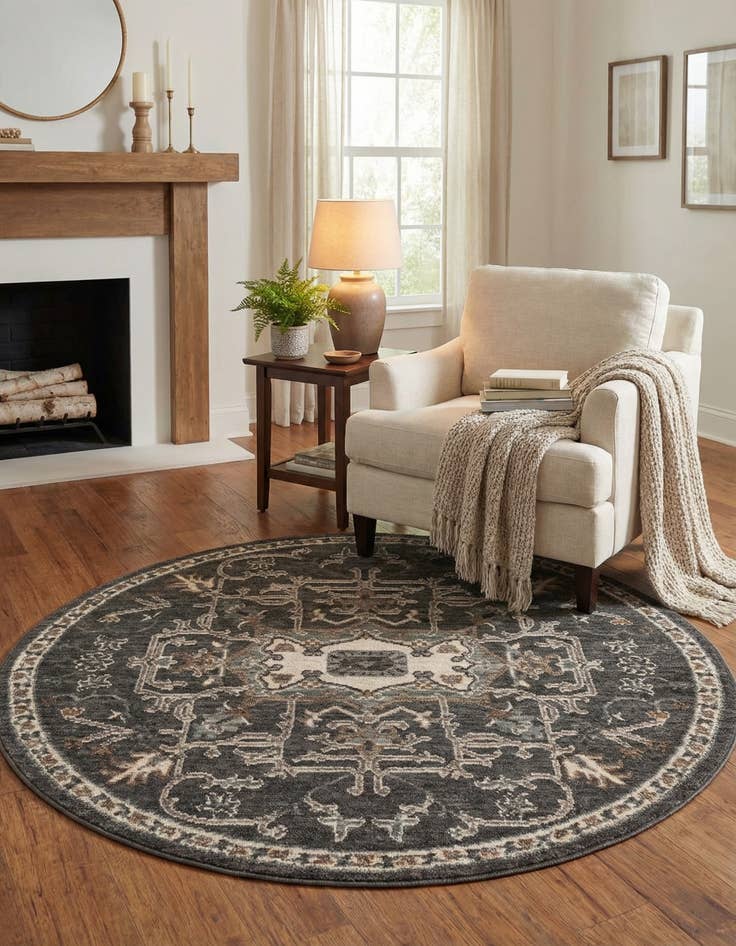 Detail image of 5' x 5' Grand Tradition Round Rug