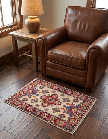 2' x 3' 1 Hand Knotted Kazak Rug