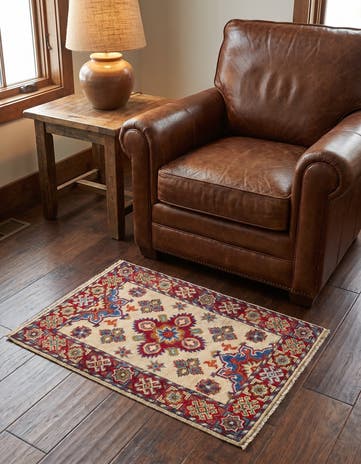 2' x 3' 1 Hand Knotted Kazak Rug