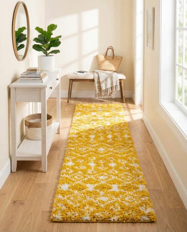  2' x 7' Moroccan Trellis Shag Runner Rug