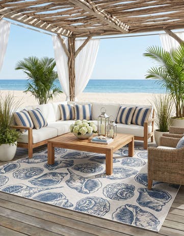 13' x 13' Easy-Clean Coastal Indoor / Outdoor Square Rug