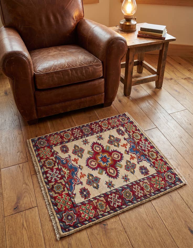 Detail image of 2' x 3' 1 Hand Knotted Kazak Rug