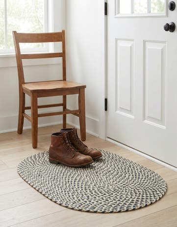 Gray Handmade Tweed Braided Jute Oval Rug