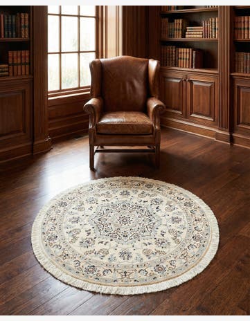 3' 7 x 3' 7 Nain Wool Round Rug
