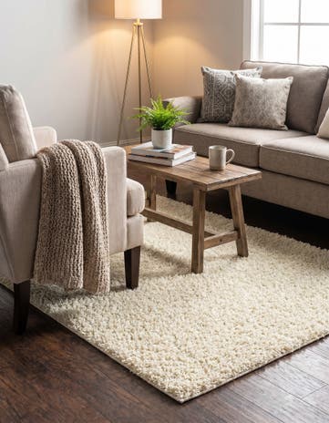 3' 3 x 5' 3 Comfort Solid Shag Rug