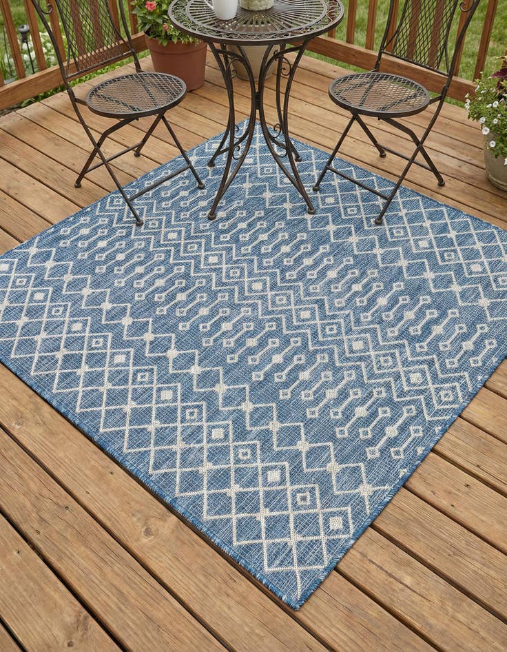 Detail image of 5' 3 x 5' 3 Washable Trellis Indoor / Outdoor Square Rug