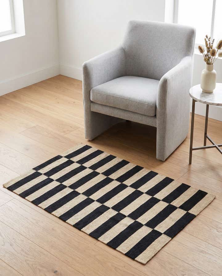 2' 7 x 3' 11 Hand Woven Kilim Modern Wool Rug