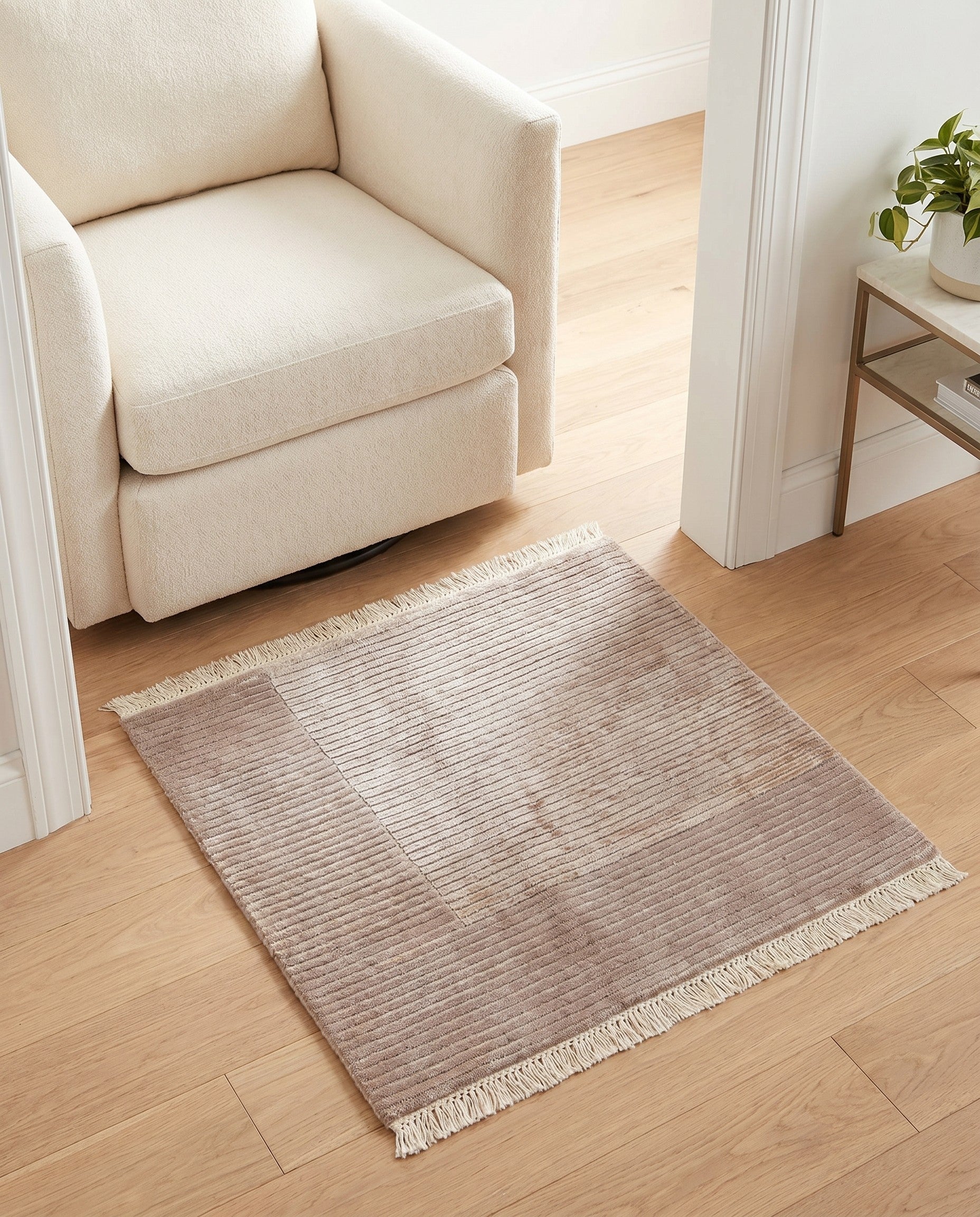 2' 6 x 2' 7 Hand Knotted Darya Wool Square Rug