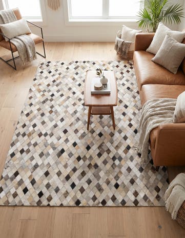 4' 7 x 6' 6 Cowhide Stocks Rug