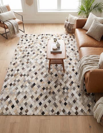4' 7 x 6' 6 Cowhide Stocks Rug