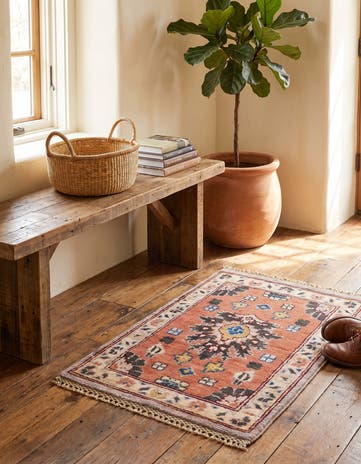 1' 4 x 2' Hand Knotted Ziegler Rug