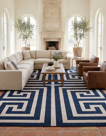 10' x 13' Hera Rug
