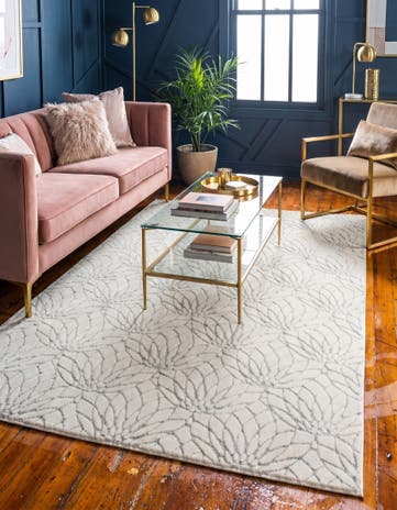5' 3 x 8' Marilyn Monroe&trade; Glam Dahlia Rug