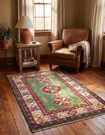 2' 8 x 4' 3 Hand Knotted Kazak Rug