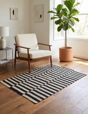 3' 6 x 4' 8 Hand Woven Kilim Modern Wool Rug