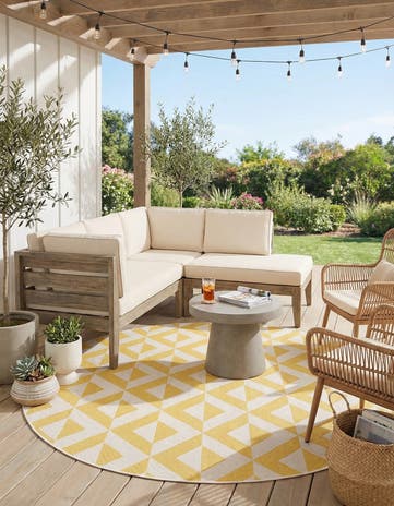 Yellow Easy-Clean Jill Zarin Napa Indoor / Outdoor Round Rug
