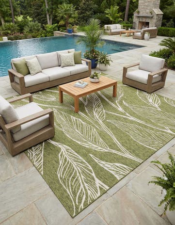 Green Easy-Clean Botanical Indoor / Outdoor Square Rug