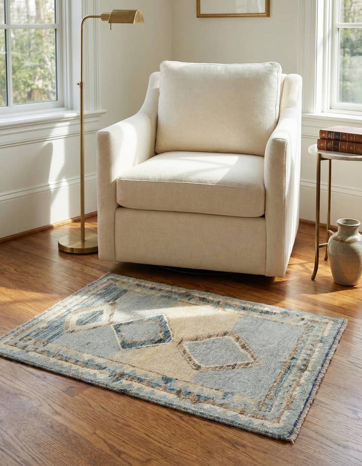 Detail image of 3' 3 x 4' 5 Hand Knotted Oushak Wool Rug