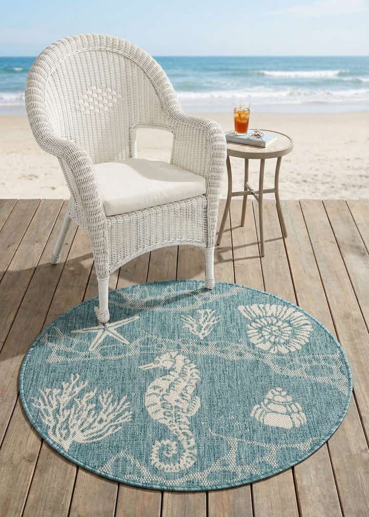 3' x 3' Easy-Clean Coastal Indoor / Outdoor Round Rug