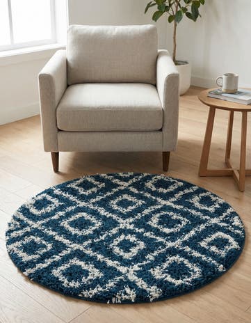 3' 3 x 3' 3 Lattice Shag Round Rug