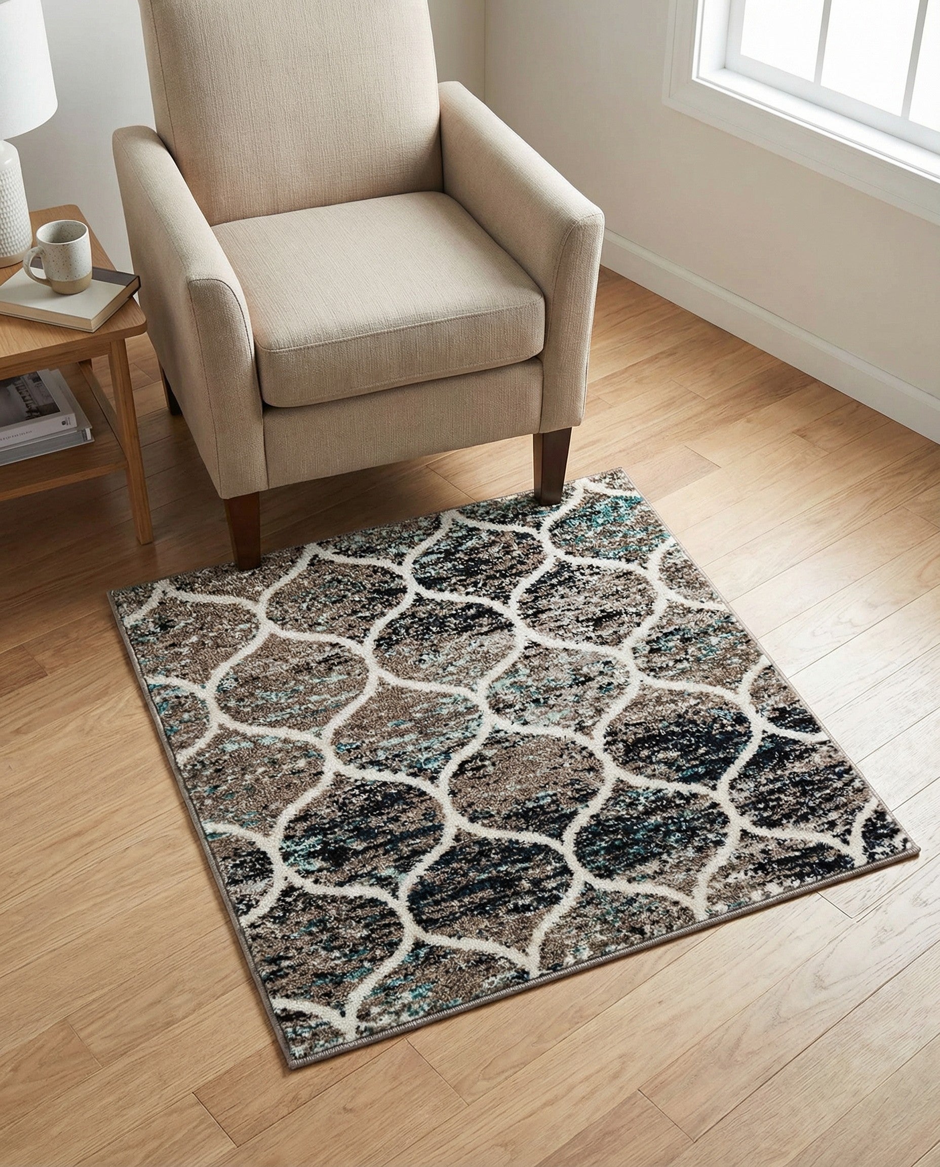 3' x 3' Trellis Frieze Square Rug