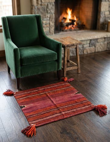 3' 2 x 3' 2 Hand Woven Kilim Fars Wool Square Rug